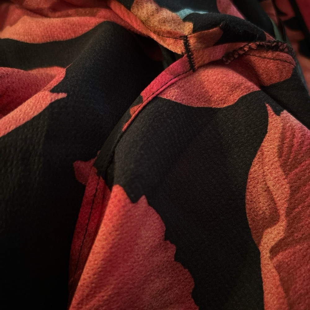 H&M Red & Black Floral Long Patterned Kimono Side Splits M/L - Picture 2 of 3